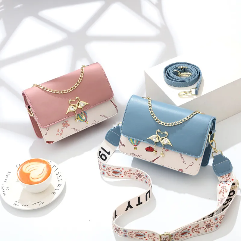 Lock Chain Square Bag