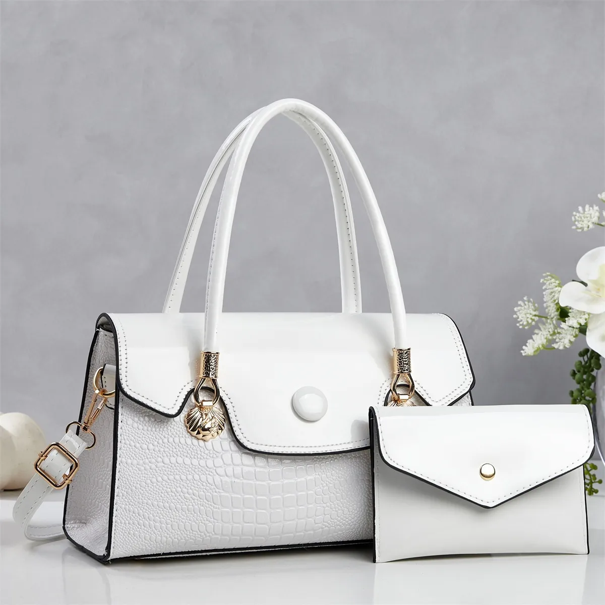 Women’s Crocodile Pattern Square Shoulder Bag In PU Leather With Sewing Thread Detail And Single Shoulder Strap