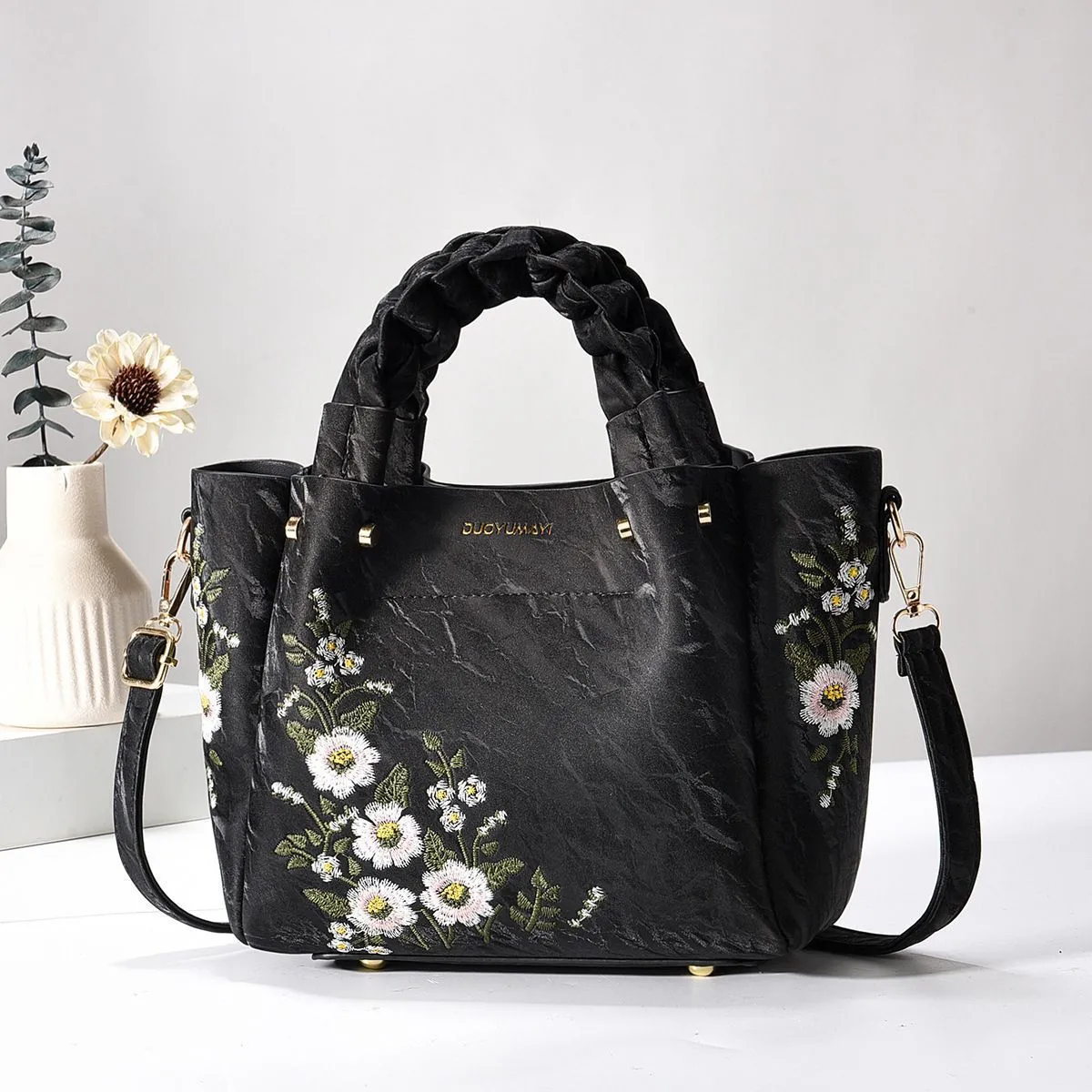 Square PU Leather Shoulder Bag For Women With Embroidery, Single Shoulder Strap Main image
