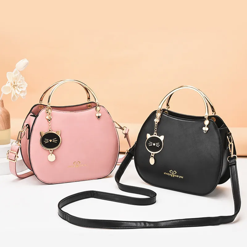 Solid Color Small PU Leather Handbag For Women With Zipper Closure In Basic Style Main image