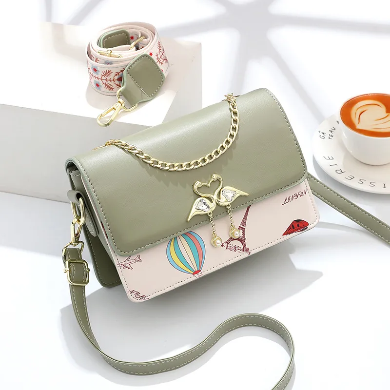 Lock Chain Square Bag