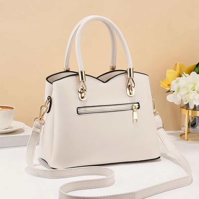 Elegant Large Solid Color Women’s PU Leather Handbag With Drawstring Buckle Closure, Classic Shoulder Bag