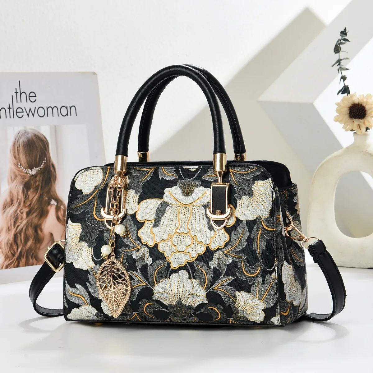 Women’s PU Leather Square Shoulder Bag With Sewing Thread Detail, Featuring Single Shoulder Strap And Stylish Printing Pattern Main image