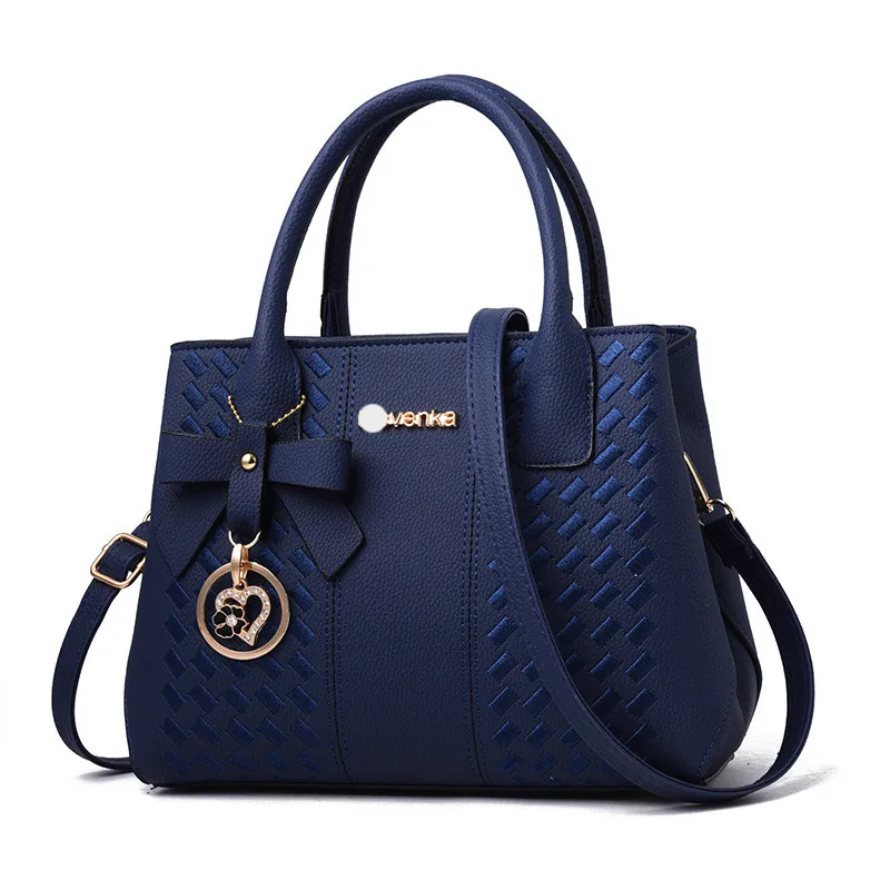 Classic Shoulder Bag