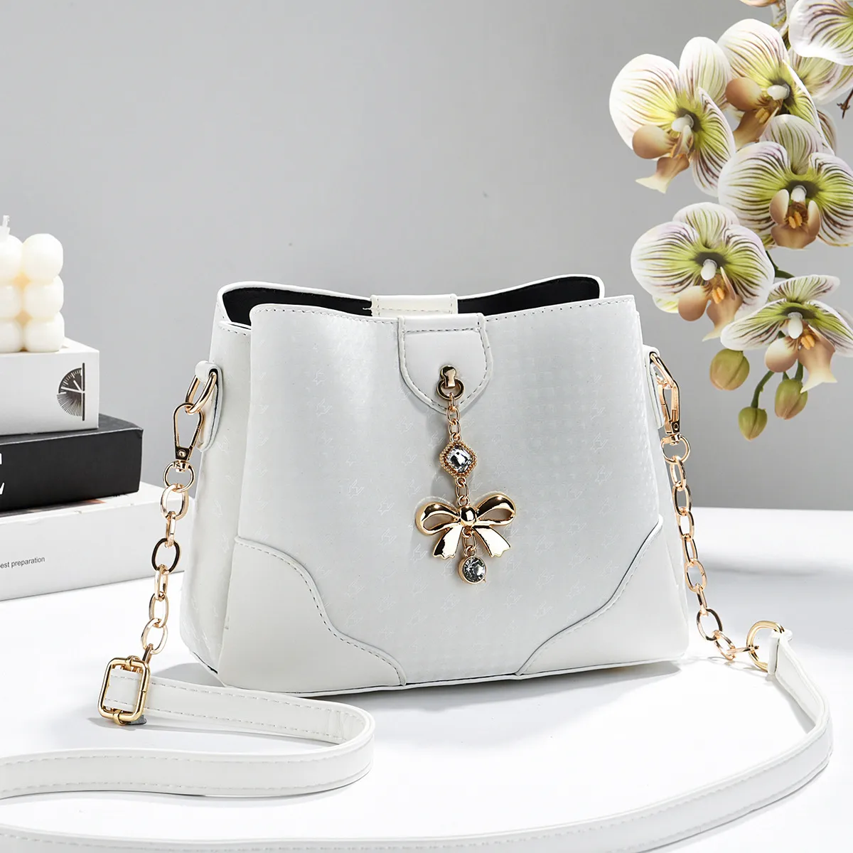 Women’s PU Leather Bucket Bag With Sewing Thread Detailing Main image
