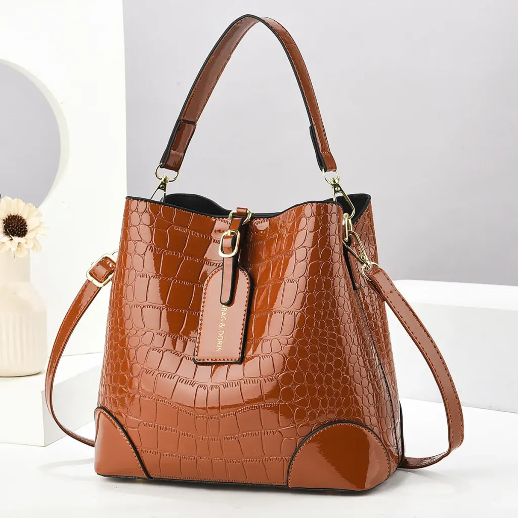 Women’s Crocodile Pattern PU Leather Bucket Bag Featuring Crocodile Fashion Element