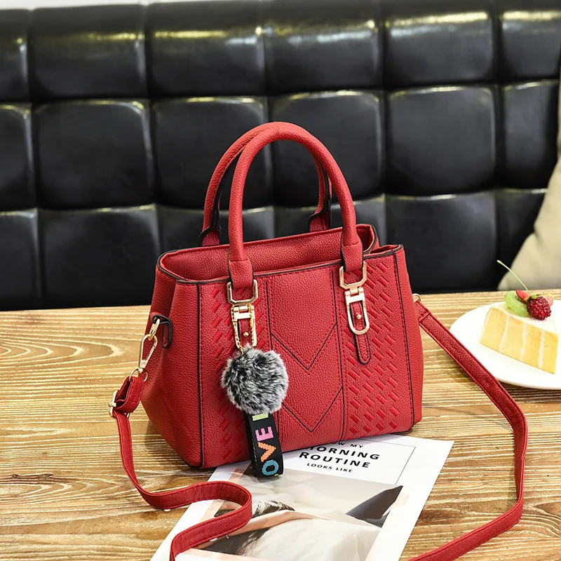 Solid Color Medium PU Leather Platinum Bag For Women Featuring Zipper Closure In Streetwear Style