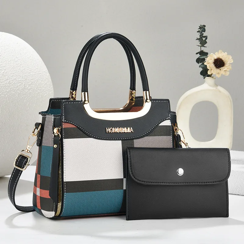Women’s Plaid Square Shoulder Bag In PU Leather Featuring Sewing Thread And Single Shoulder Strap Main image