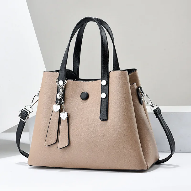 Large Square PU Tote Bag For Women Featuring Zipper Closure In Stylish Design