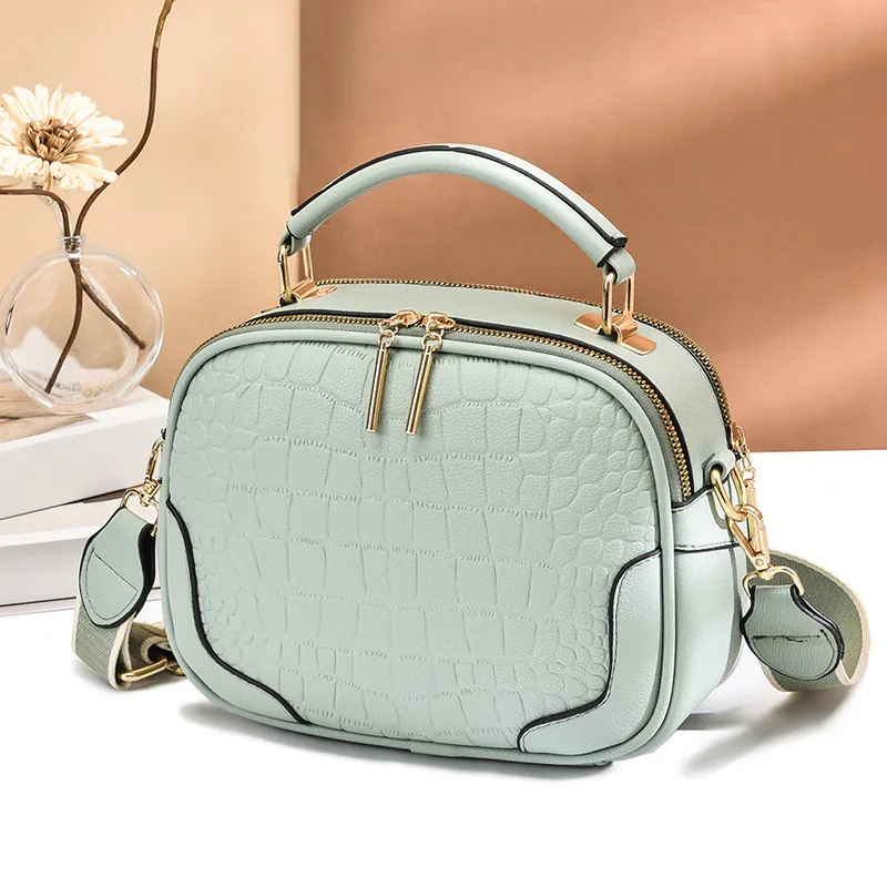 Elegant Solid Color Medium PU Leather Handbag For Women With Zipper Closure