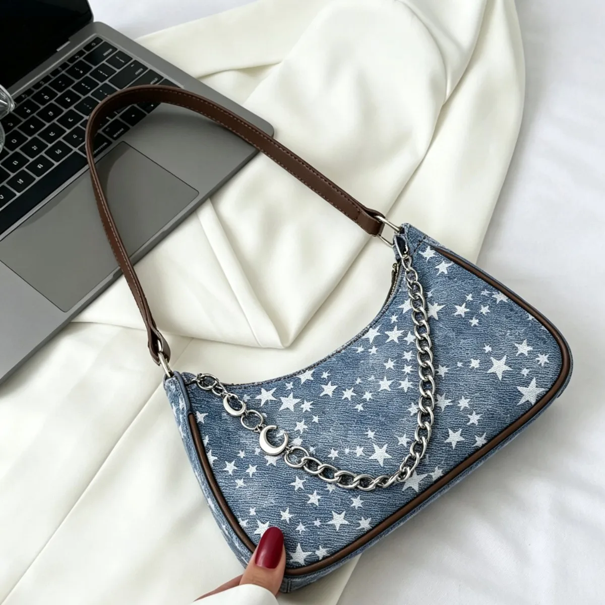 Women’s Star Pattern Dumpling Shape Underarm Bag In PU Leather With Sewing Thread Detail And Single Shoulder Strap Main image