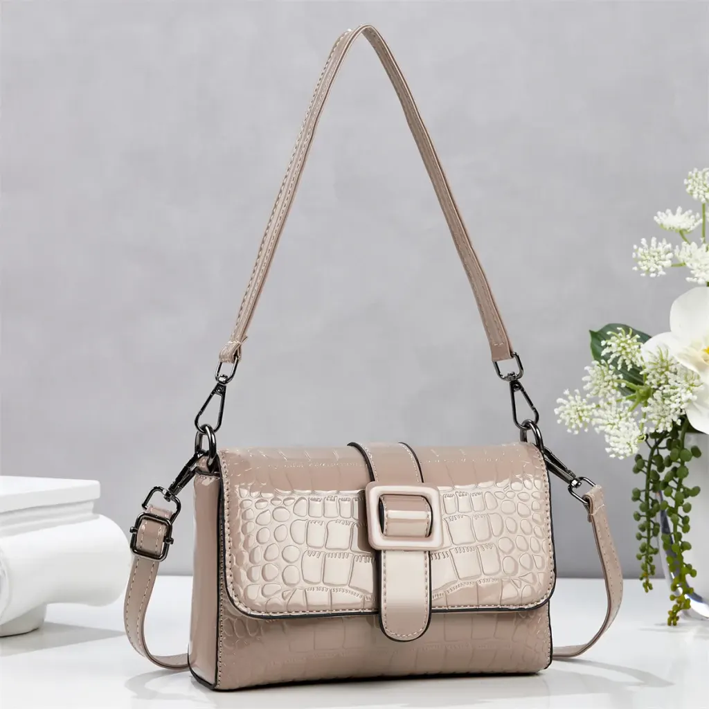 Women’s Crocodile Pattern PU Leather Square Underarm Bag With Lock