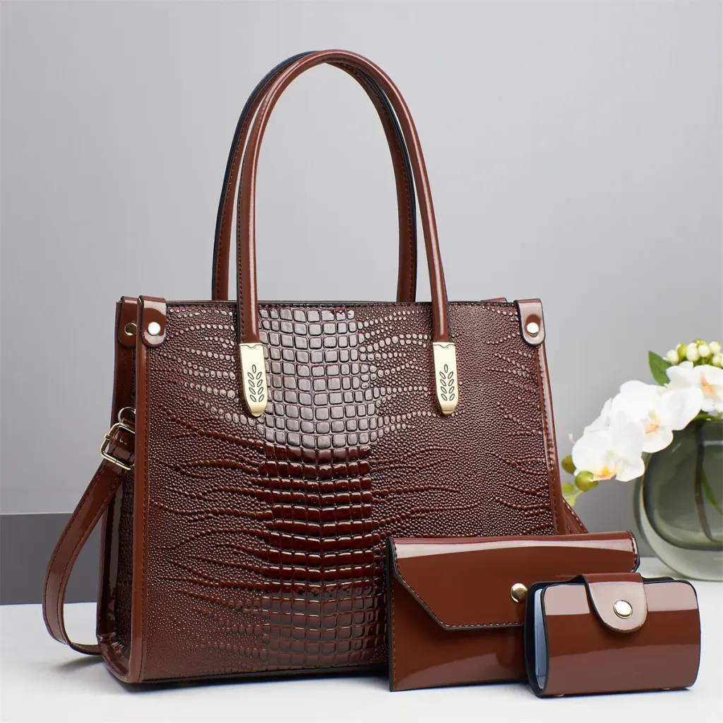 Crocodile Zip Square Bag Set