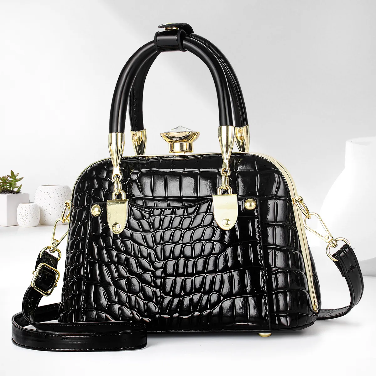 Women’s Crocodile Pattern Shell Dome Bag In Patent Leather With Top Handle Main image