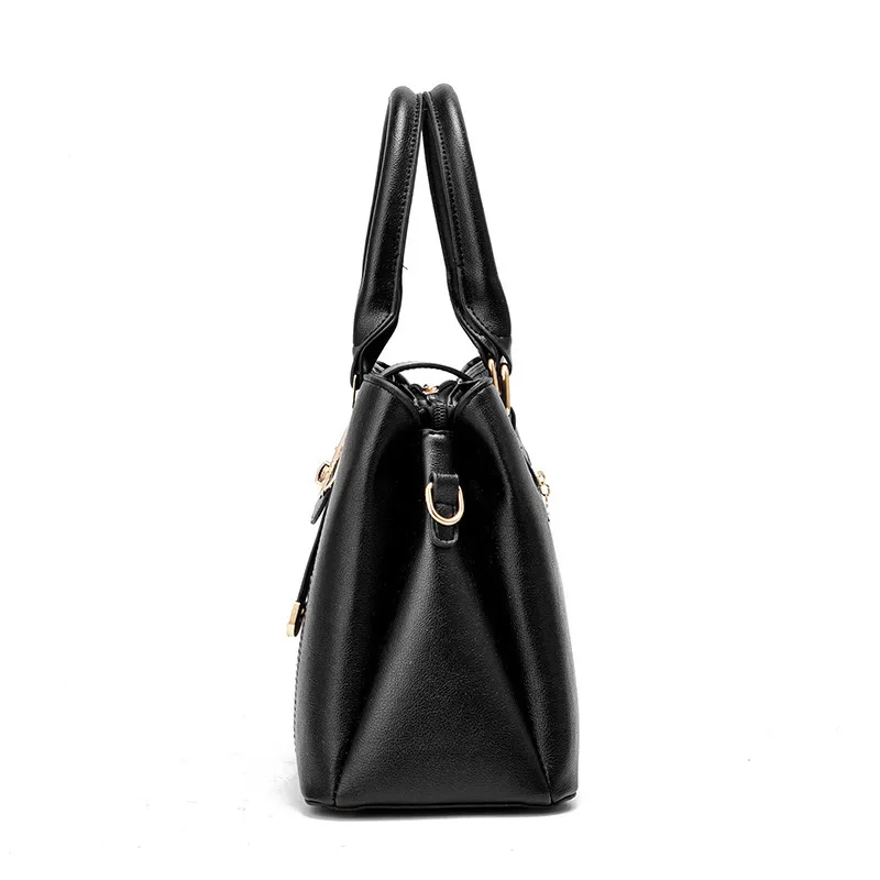 Square PU Crescent Bag For Women Featuring Single Shoulder Strap In Fashion Element Style