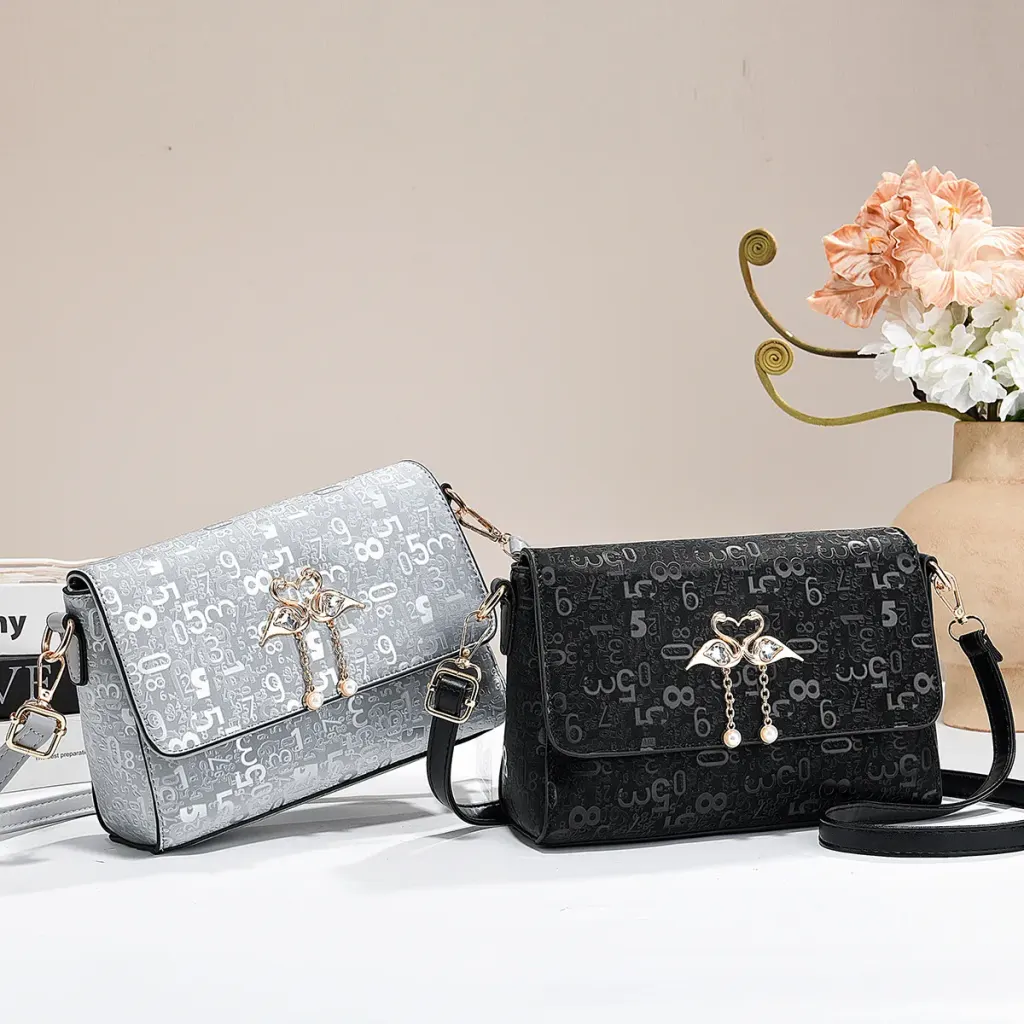 Women PU Leather Square Crossbody Bag With Letter Pattern And Sewing Thread Detail For Spring And Summer