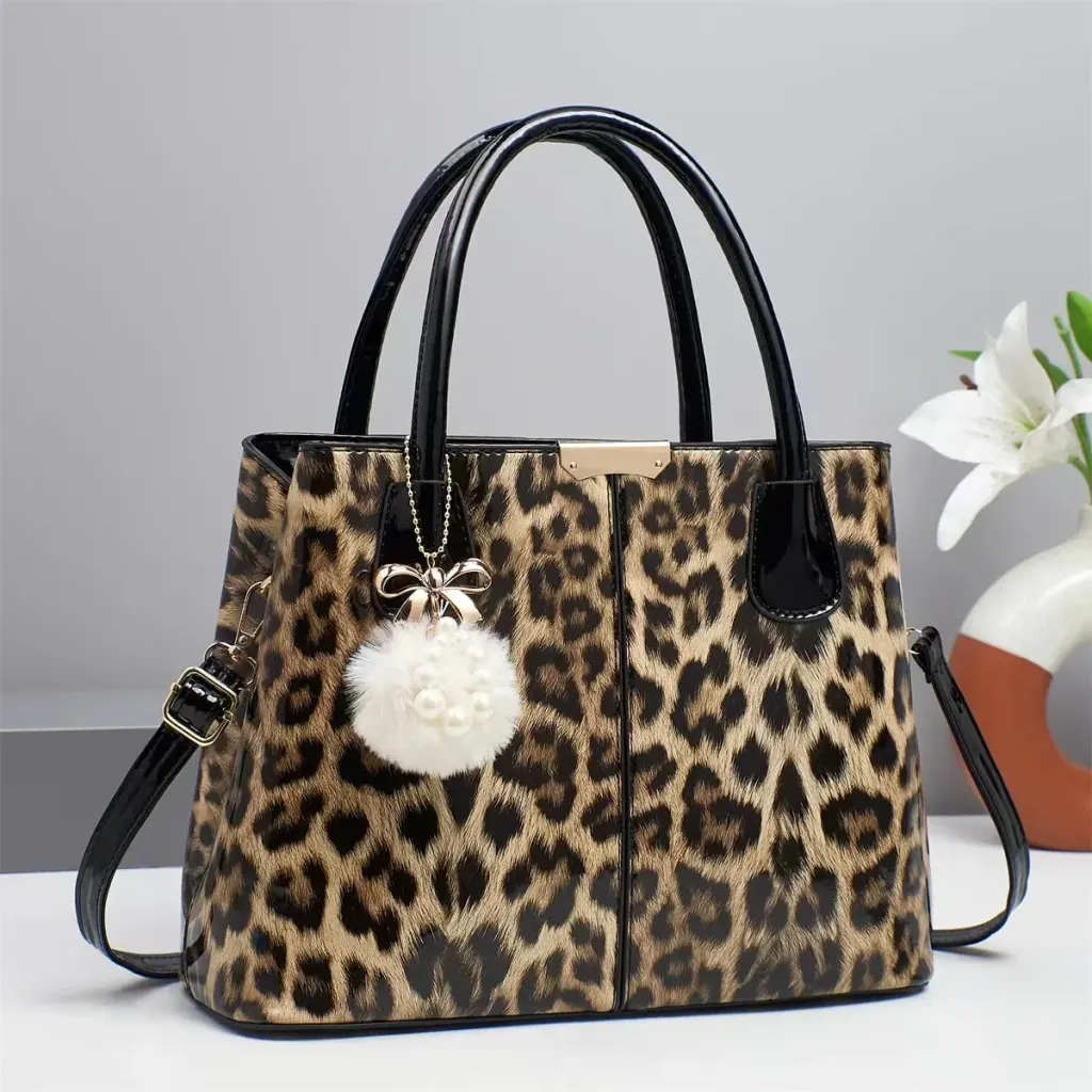 Women’s Leopard Print Square Shoulder Bag In Patent Leather With Single Shoulder Strap Featuring Stylish Printing