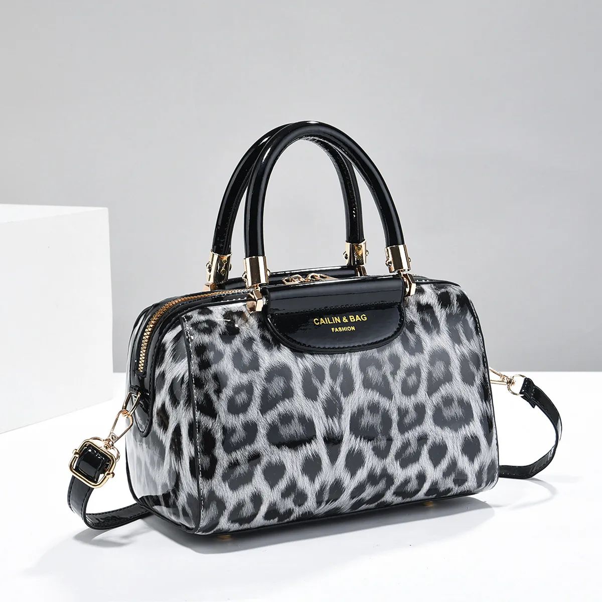 Leopard Print Pillow Shape Bag For Women In PU Leather With Sewing Thread Detail, Featuring Top Handle Design