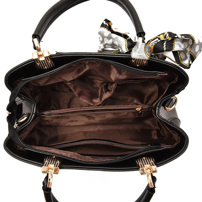 Large Solid Color Pu Leather Women’s Killer Shoulder Bag With Zipper Closure In Casual European And American Style