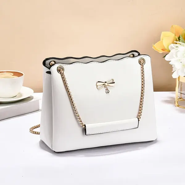 Square PU Bucket Bag For Women With Chain Detail And Single Shoulder Strap