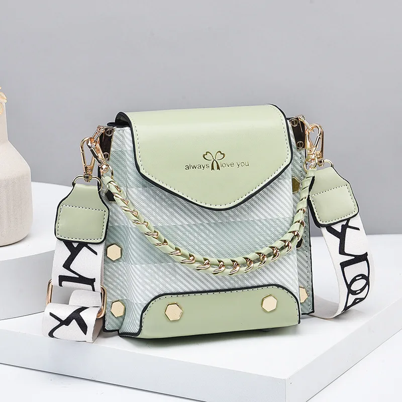 Color Block Small PU Leather Streetwear Crossbody Bag For Women With Zipper Buckle Closure