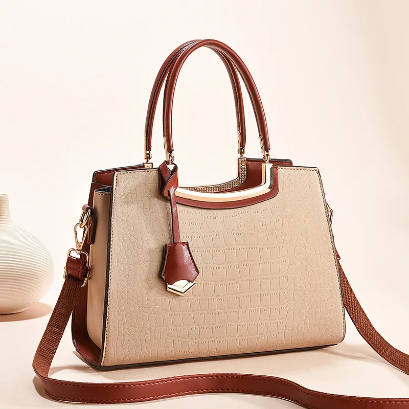 Medium Square PU Tote Bag For Women In Multicolor With Zipper Closure, Business Style Shoulder Bag Main image