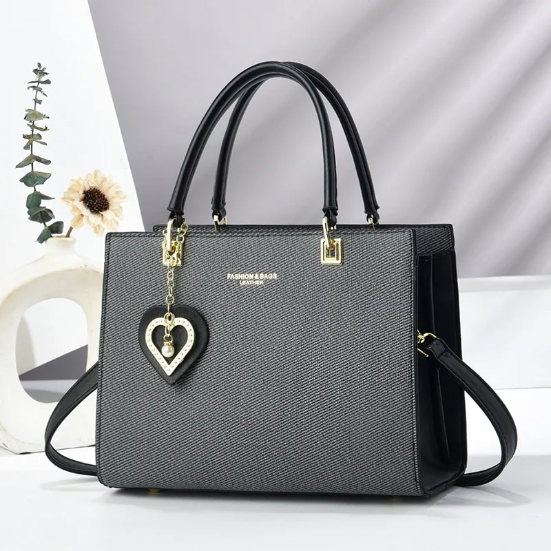 Solid Color Square PU Leather Shoulder Bag For Women In Streetwear Style With Zipper Closure