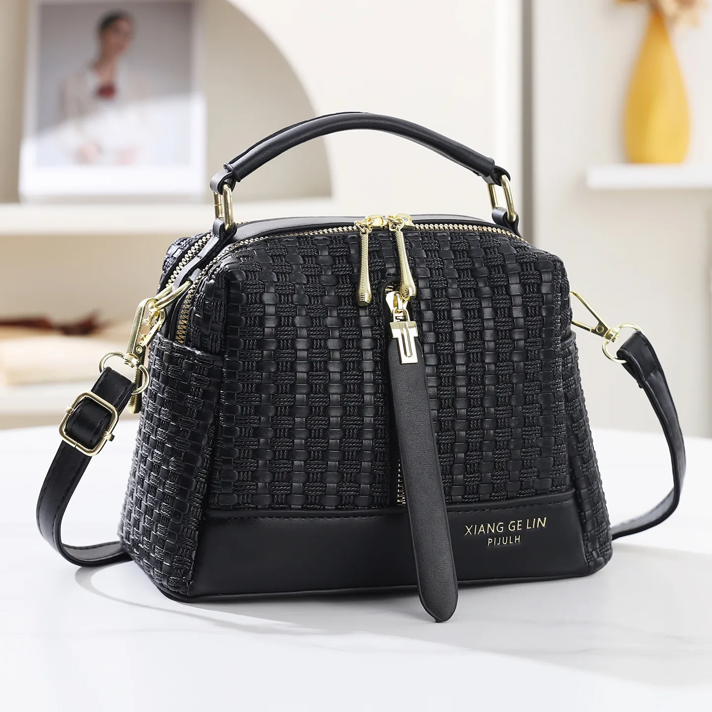 Women’s Square PU Leather Handbag With Braid Design, Single Shoulder Strap Main image