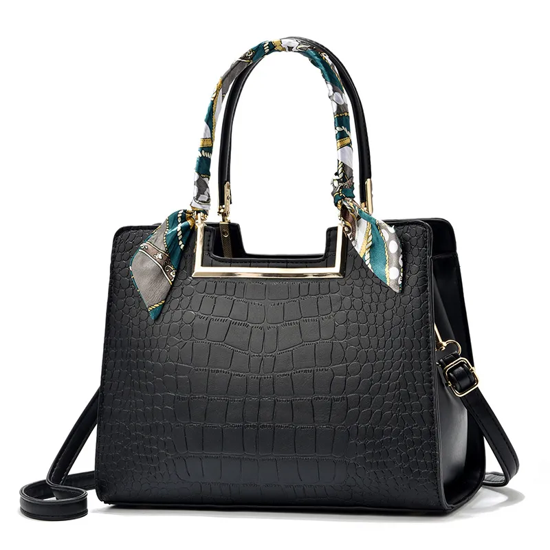 Elegant Large Solid Color PU Leather Crossbody Bag For Women With Zipper Closure