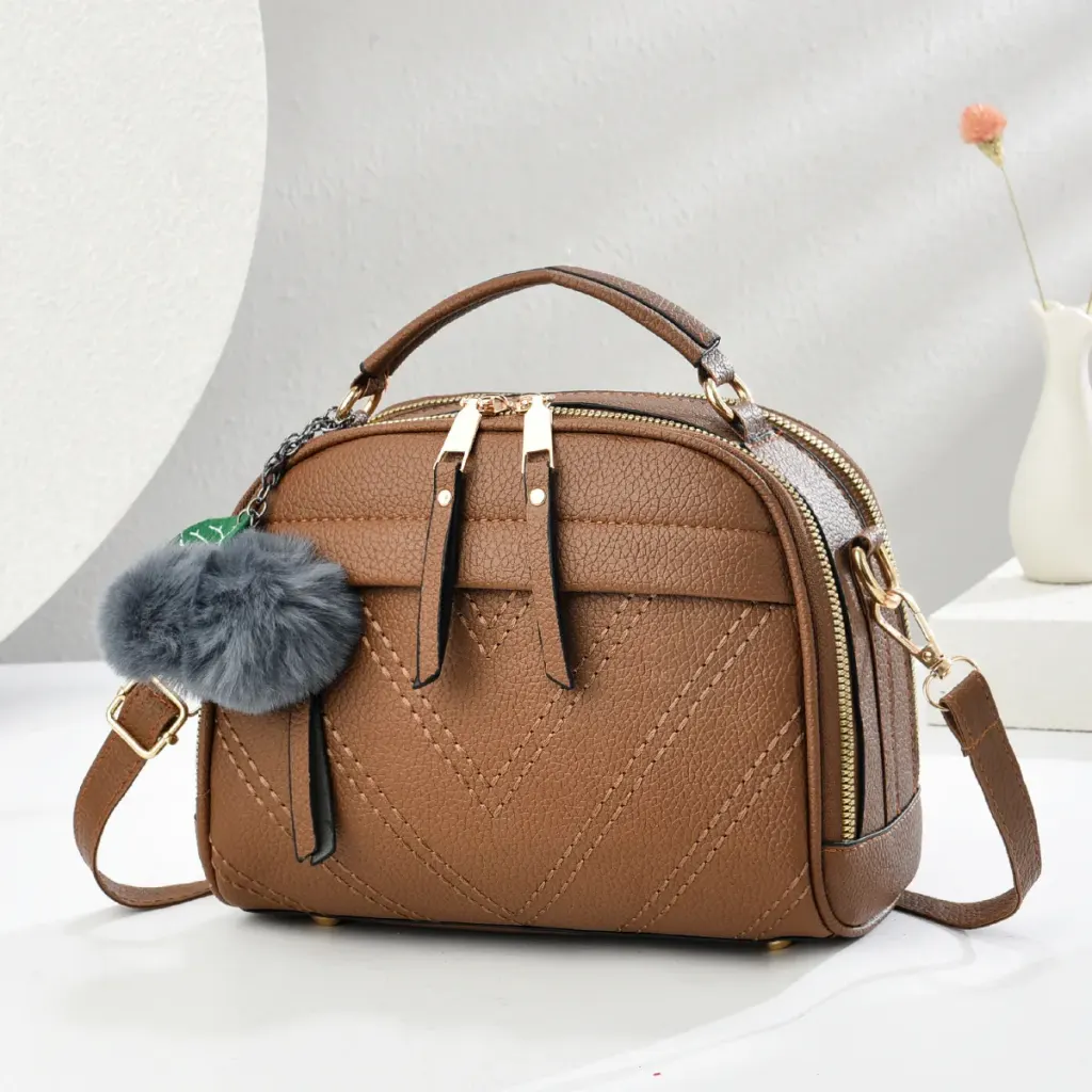 Geometric Medium Square Women’s Streetwear Square Bag With Zipper Closure And Sewing Thread Detail