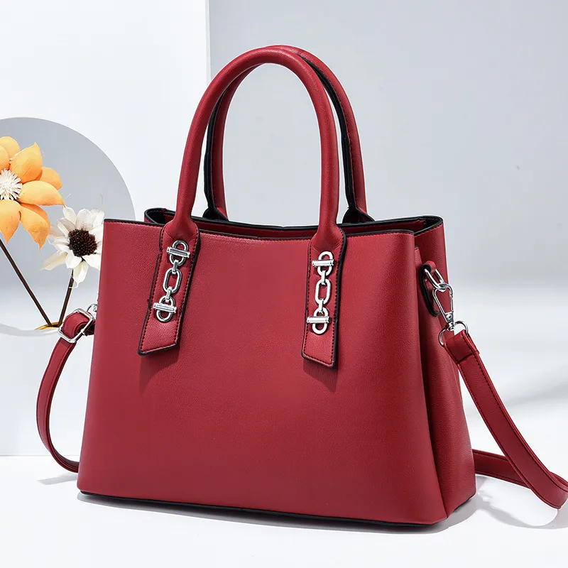 Solid Color Medium PU Leather Women’s Streetwear Shoulder Bag With Zipper Closure, Stylish Single Shoulder Design