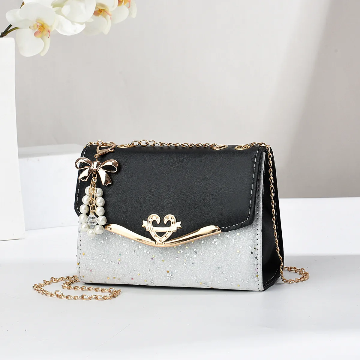 Lingge Square Chain Bag For Women Crafted From PU Leather Featuring A Stylish Chain Strap Main image