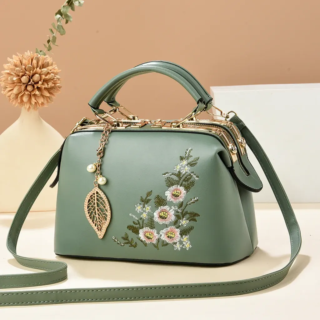 Medium Square PU Leather Bag With Embroidery And Zipper Closure, Stylish Vintage European And American Design