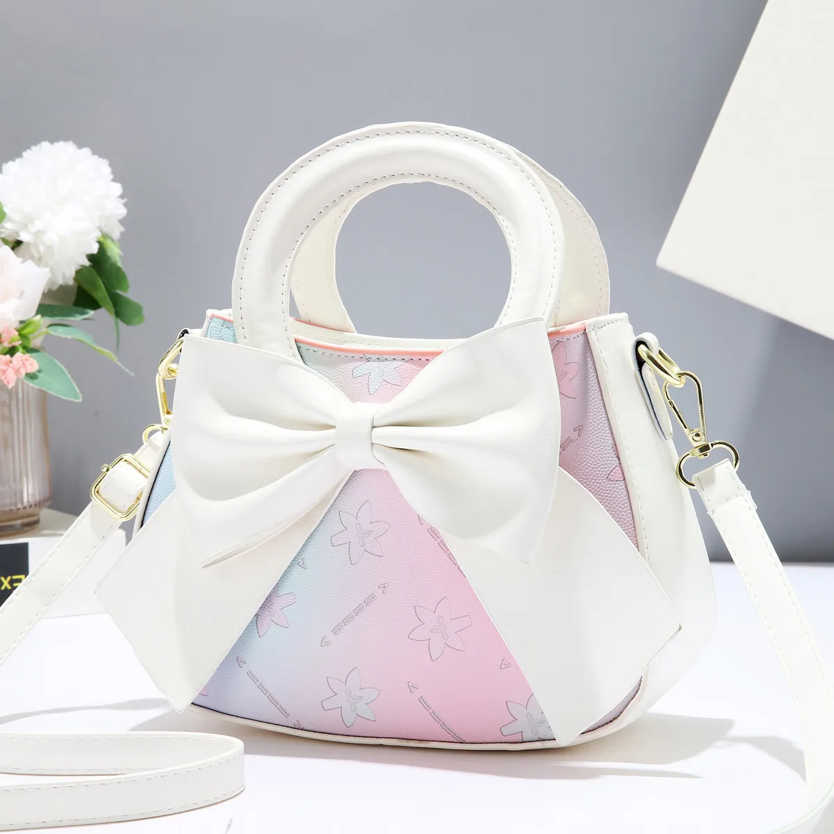 Stylish Women’s PU Leather Handbag Featuring A Square Bow Tie Design With Top Handle Main image