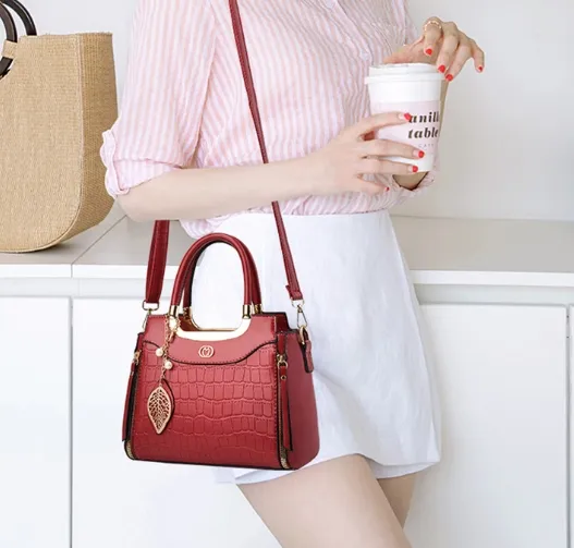 Medium Square PU Shoulder Bag For Women Featuring Sewing Thread Detail With Zipper Closure And PU Lining