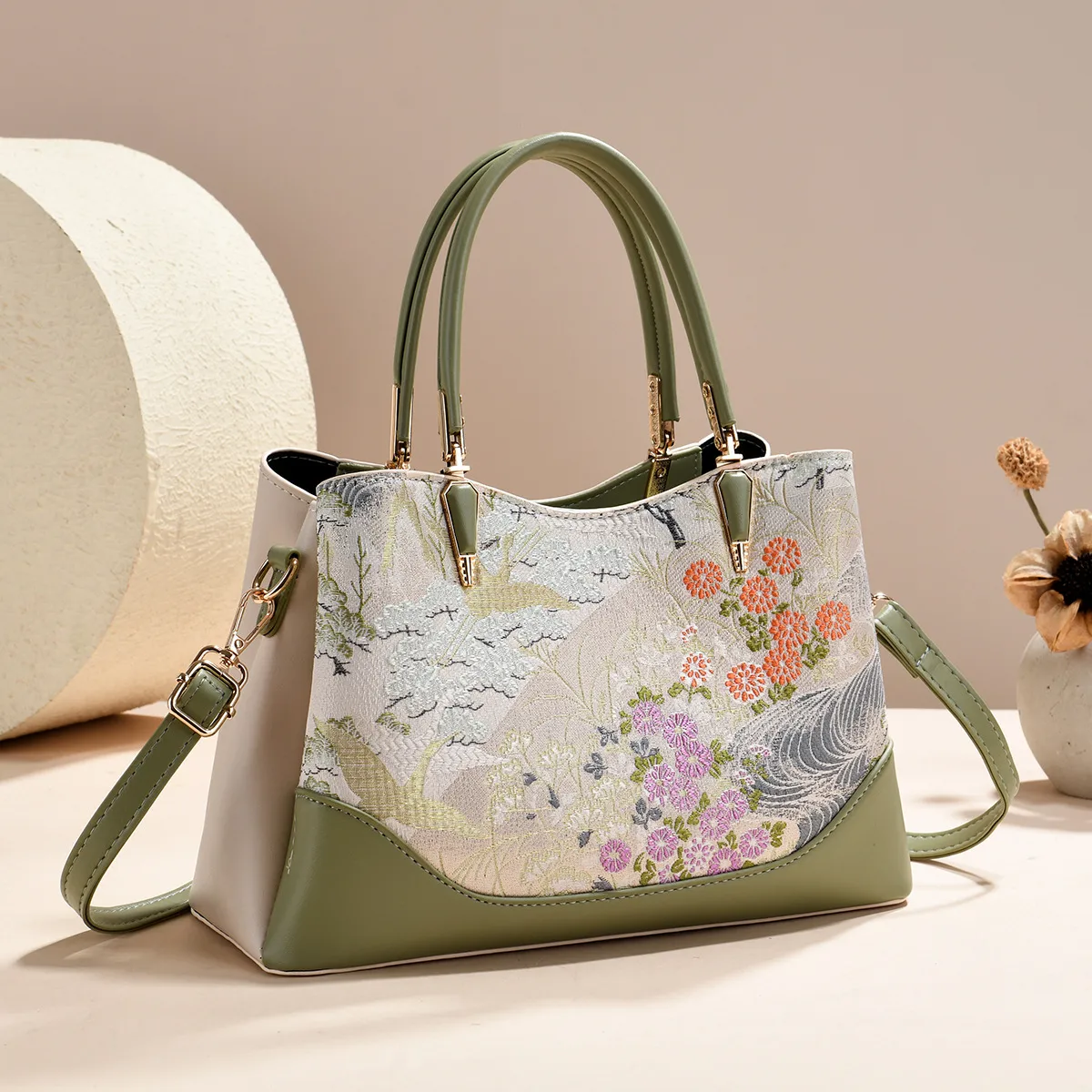 Women’s Color Block Square Tote Bag In PU Leather With Sewing Thread Detail For Spring And Summer