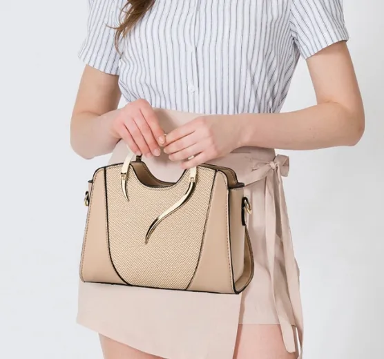 Shell-Shaped Dome Bag For Women In PU Material Featuring Splicing Design With Single Shoulder Strap