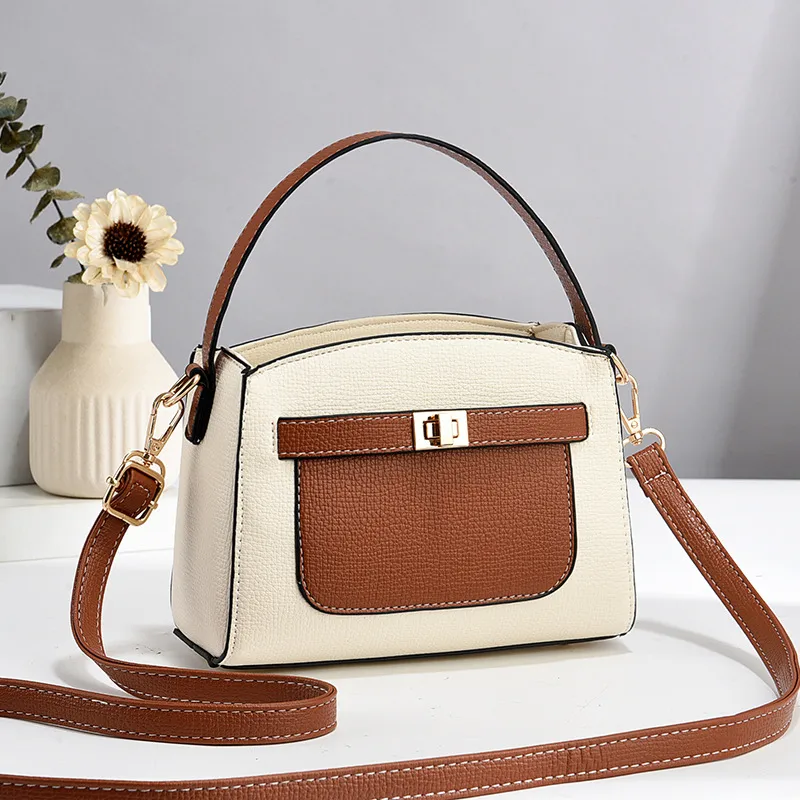 Vintage Style Medium Square PU Leather Handbag For Women With Zipper Closure In Solid Color Main image