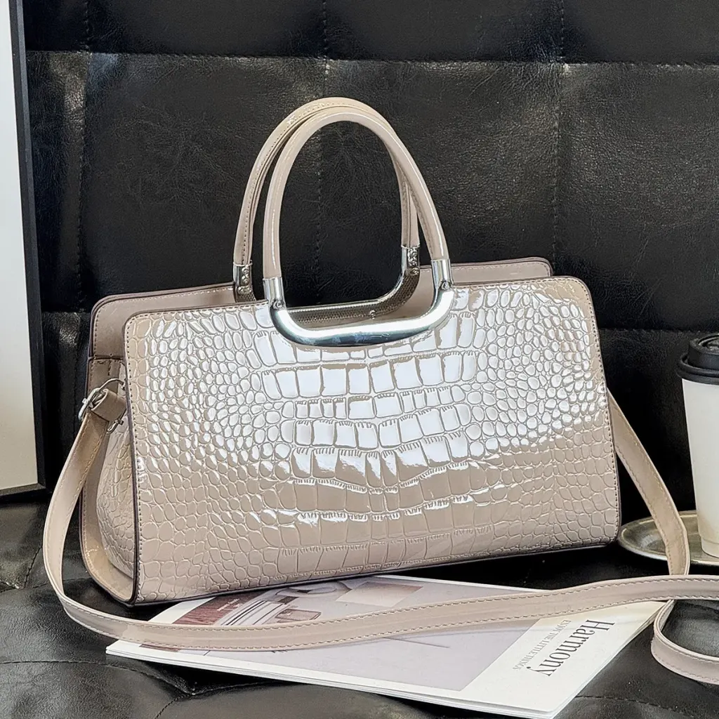 Women’s Crocodile Pattern Square Shoulder Bag In PU Leather With Sewing Thread Detail And Single Shoulder Strap