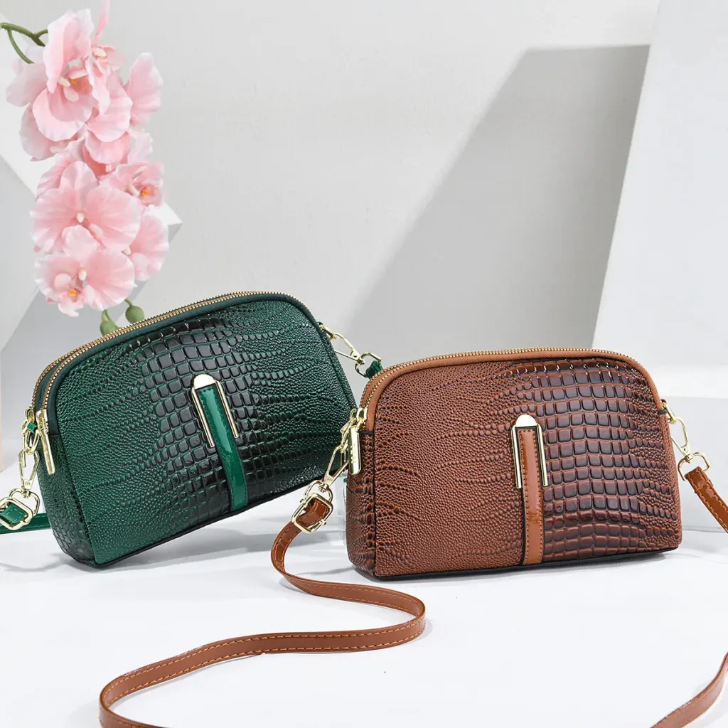Women’s Crocodile Pattern PU Leather Crossbody Bag With Shell Shape And Sewing Thread Detail