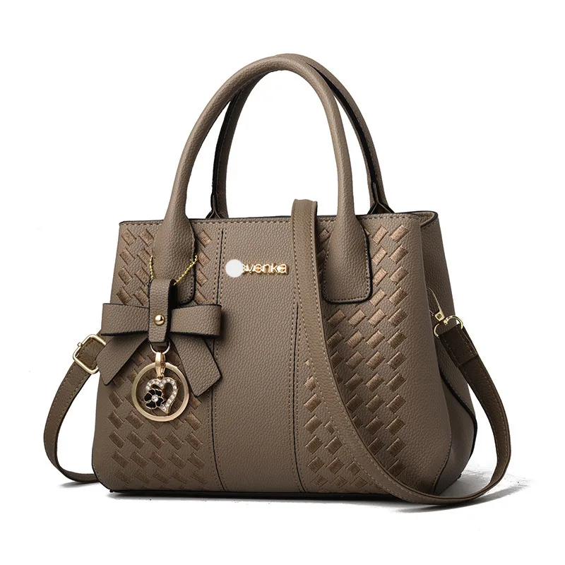 Classic Shoulder Bag