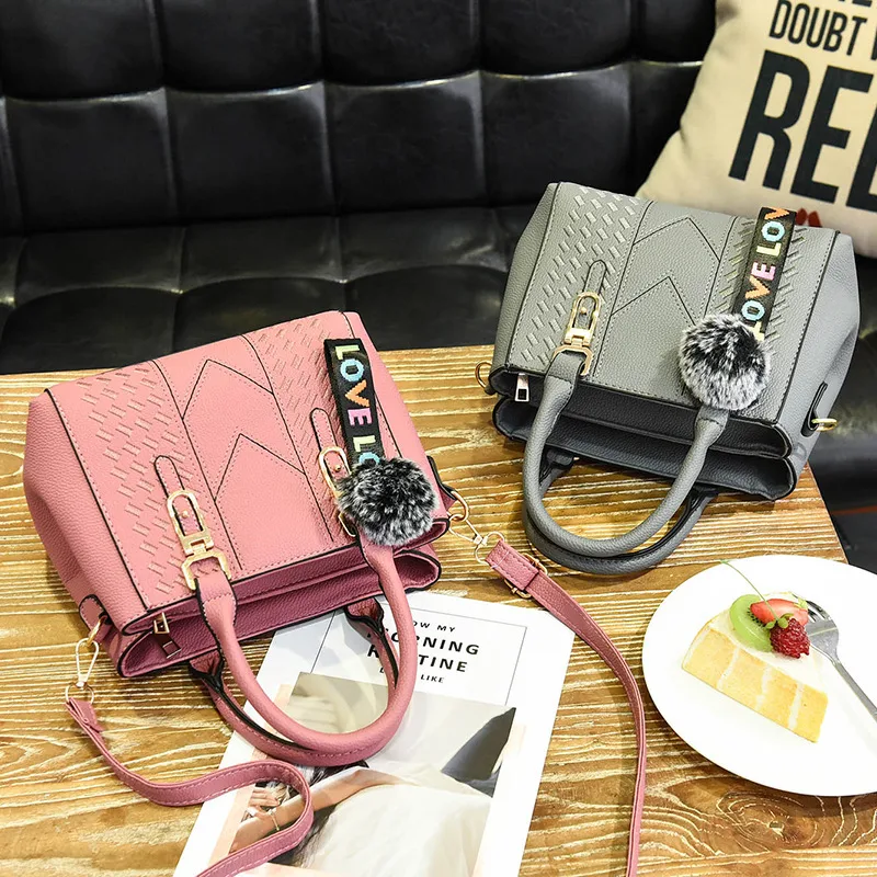 Solid Color Medium PU Leather Platinum Bag For Women Featuring Zipper Closure In Streetwear Style