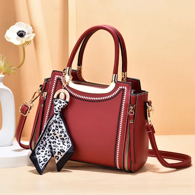 Large Solid Color Pu Leather Handbag For Women With Zipper Closure In Artistic Guofeng Style